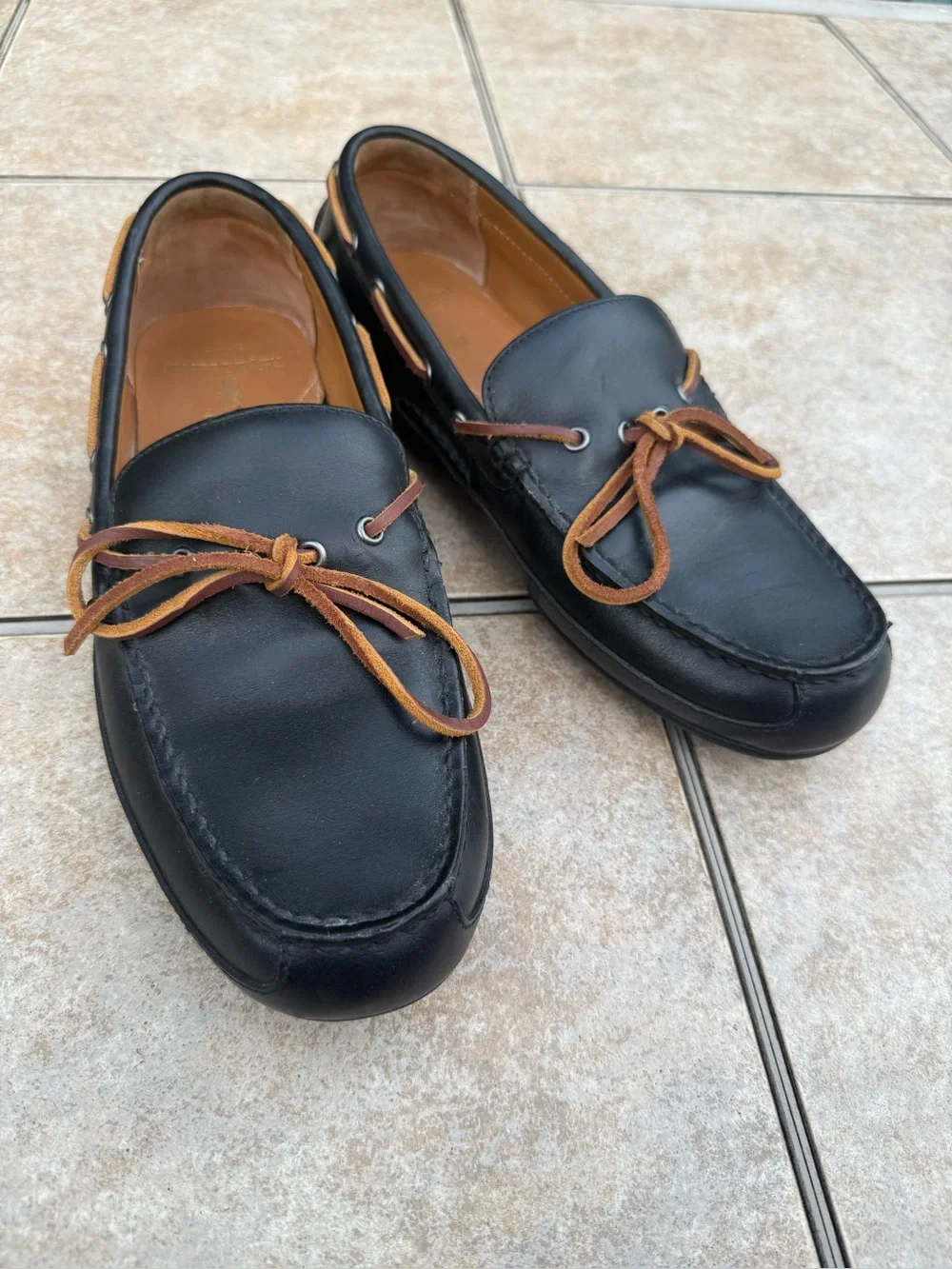 Polo Ralph Lauren men's Roberts driving moccasins in black leather.